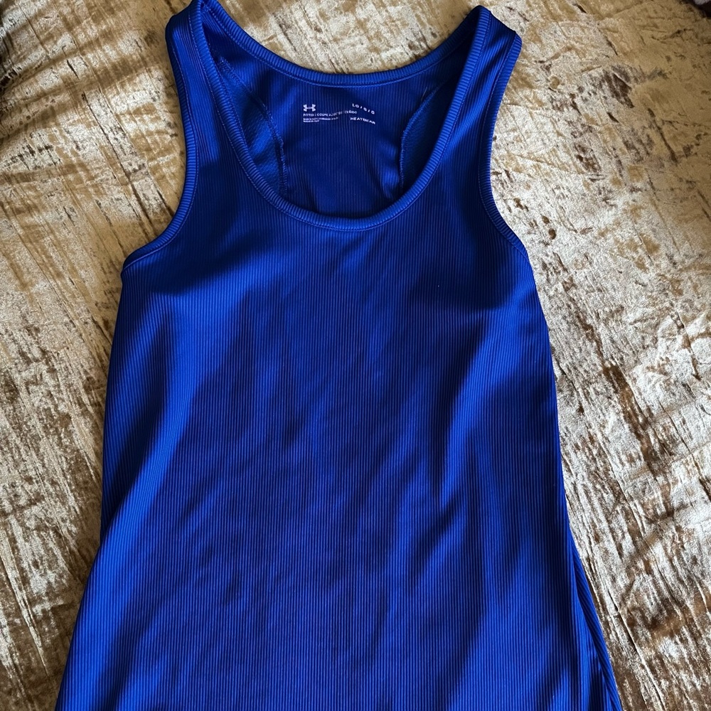 Under Armour Heat-gear exercise top